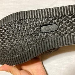 マジックテープの靴(未使用)の画像