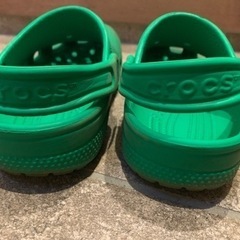 クロックス　グリーン　20cm  サンダル　ワニの画像