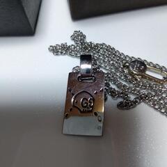 グッチリバーシブルネックレスの画像