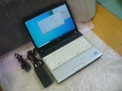 ⓜ富士通 LIFEBOOK Core i5 2520M バッテリー残時間表示4時間超 Windows 10 Pro / Office 2016 Professional インストール済（ライセンス認証済）12.1インチ モバイルノートPCⓜ