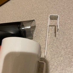 ドライヤーとホルダーの画像
