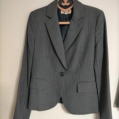 フランドル スーツの画像