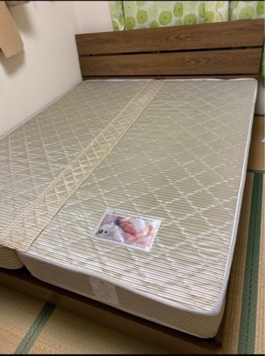 ダブルベッド､美品