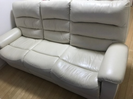 再び値下げします！引取限定、ニトリ電動ソファー【値段交渉OK】