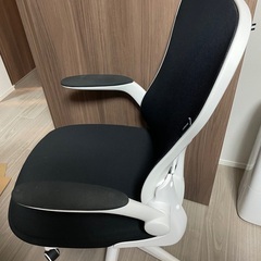PCデスク用チェアーの画像