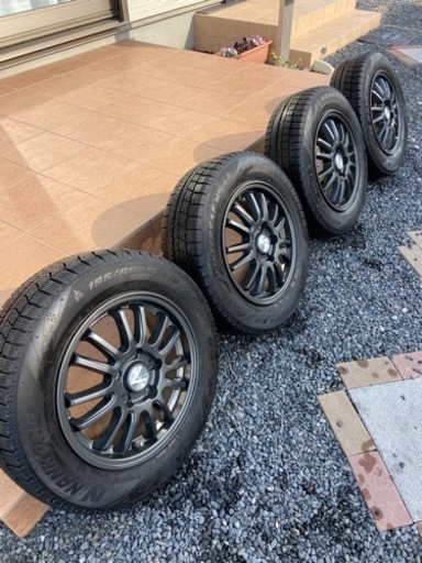 トヨタ　ヴォクシー系　スタッドレスタイヤ、ホイールセット　美品　4本セット　冬用タイヤ
