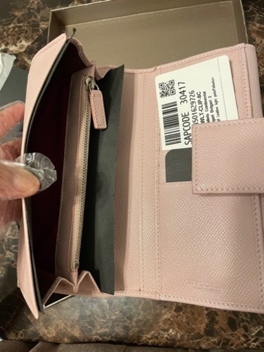 ブルガリ財布　正規品　新品未使用(小さな傷あり）