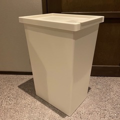 【10/8,9で取りに来れる方限定】ゴミ箱