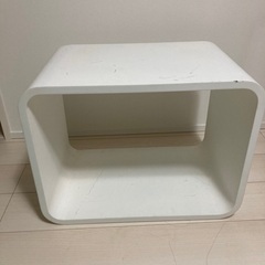 白シェルフ　傷あり
