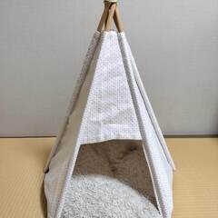 〈交渉中〉【美品】ペット ティピー テント 室内  犬小屋 夏冬...