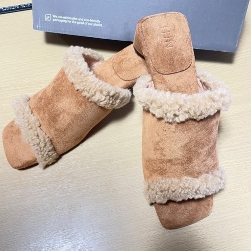 【新品】TIJN オープントゥヒール キャメル