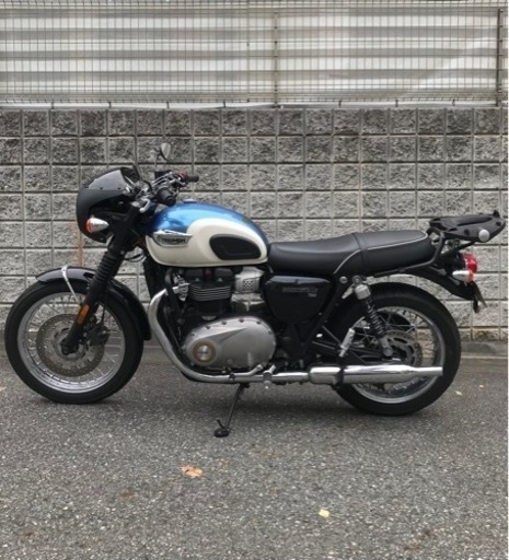 【美車】トライアンフ  ボンネビル  T100  水冷2017モデル  ABS 走9,800km