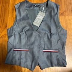 （値下げ)スーツベスト　制服ベスト(新品)