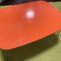 折り畳みテーブル