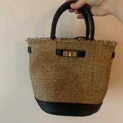 ZARAバッグ