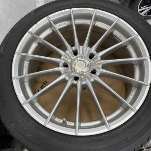 10.16本日中かなり値下げします。リニアスポーツ　18インチ　225.50.18