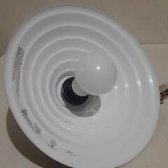 照明器具　茶色　LEDライト　の画像