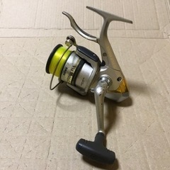 中古　ダイワリール　エンブレム　2500LBA 磯釣り　フカセ