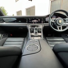Porsche　パナメーラ　４　現行型　車検R５年４月　パノラミックサンルーフの画像