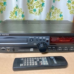CDレコーダー TASCAM CD-RW700 ジャンク差し上げます！