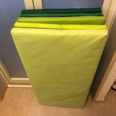 IKEA 折りたたみ式ジムマット グリーン 78x185 cmの画像