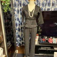 H🦋J since 2016 スーツ新品　新作