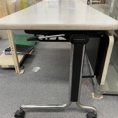 会議テーブルの画像