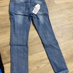 値下げ！新品未使用タグ付き マタニティ デニム スキニー パンツの画像