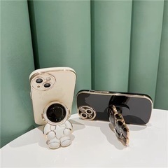 iPhone13proケース★宇宙飛行士スタンド付　　 新品の画像