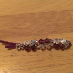 新品未使用　ベトナム雑貨　ビーズ製品　ヘアピン　色違い　ペアの画像