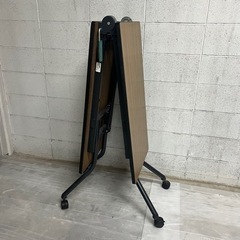 ITOKI  オフィス家具　長テーブル　折りたたみ　机　Aの画像