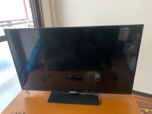 48型の液晶テレビ