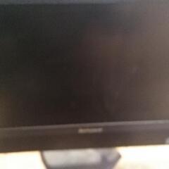 引き取り者決定しました　ノートパソコン５台　一体型２台　すべてジャンクの画像