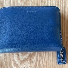 サンローラン／二つ折り財布／限定ブルーの画像