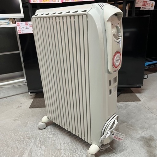 ✨?期間限定?ジモティー特別価格?✨デロンギ オイルヒーター D081569EFS