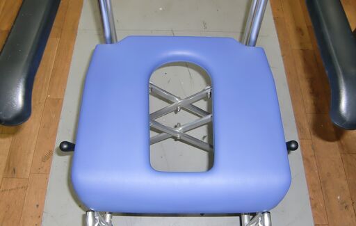 R382 MIKI ミキ お風呂用車いす「フローラ」介助型 MHC-46  Used/美品