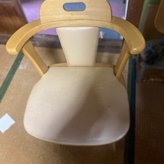 テーブル、その他色々あります取りに来てくれる方にあげますの画像
