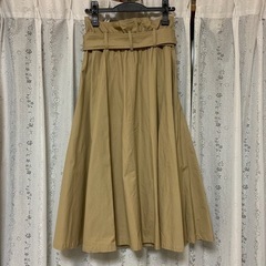 アクアフィッツ フレアスカート M相当 ベージュ ベルト付き レディース の画像