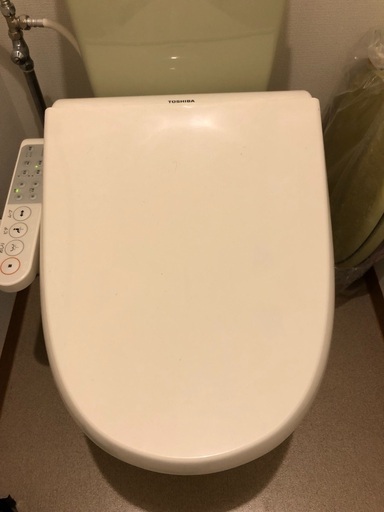 TOSHIBA 東芝　便座　温水洗浄便座　ウォーシュレット便座　シャワートイレ