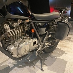 グラストラッカー スズキの画像