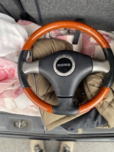 タント　モモステアリング