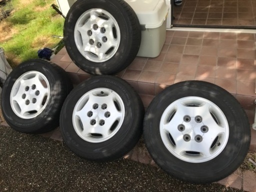 終了！☆トヨタ グランビア純正  タイヤホイール４本セット  美品！ タイヤ山あり！ ハイエースにも！ ☆