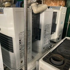 ストーブ　業務用から8畳用位まで色々ありますの画像