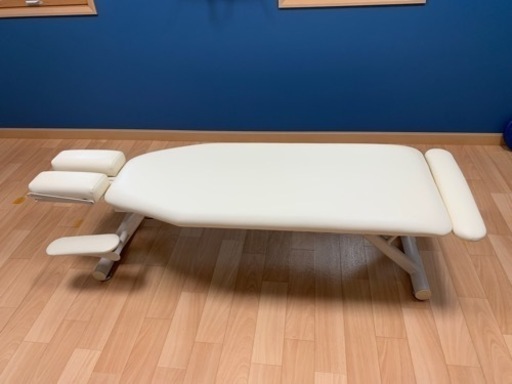 タカダベッド社製治療ベッド