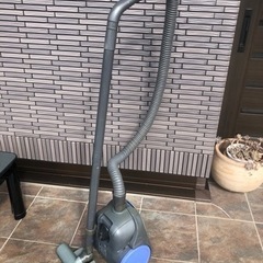 東芝　掃除機
