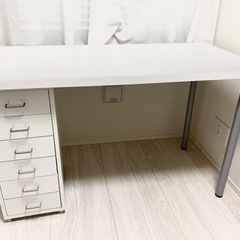 IKEA デスク　引き出しの画像