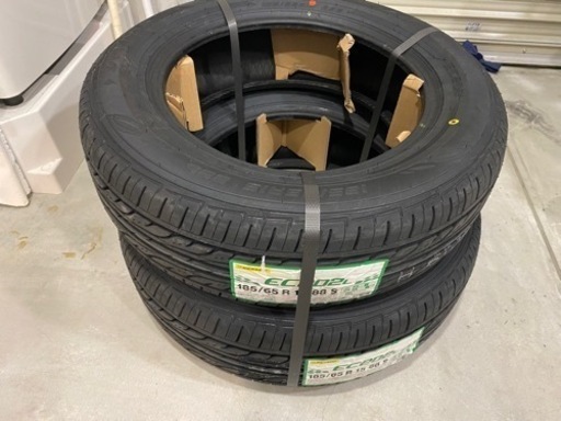 商談中「新品」自動車タイヤ4本16000円