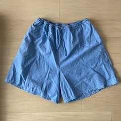デニムパンツ　ルームパンツ　ホットパンツ