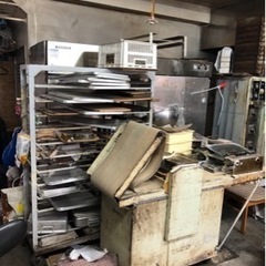 パン屋さん・開業検討中の方、昭和レトロ愛好家必見、無償(一部対象外の物品あり)でお譲りします‼️ の画像