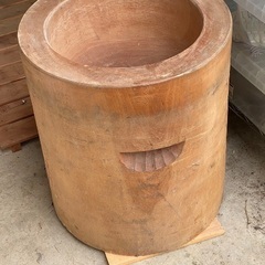 臼と杵2本セット、餅用木製のし台の画像